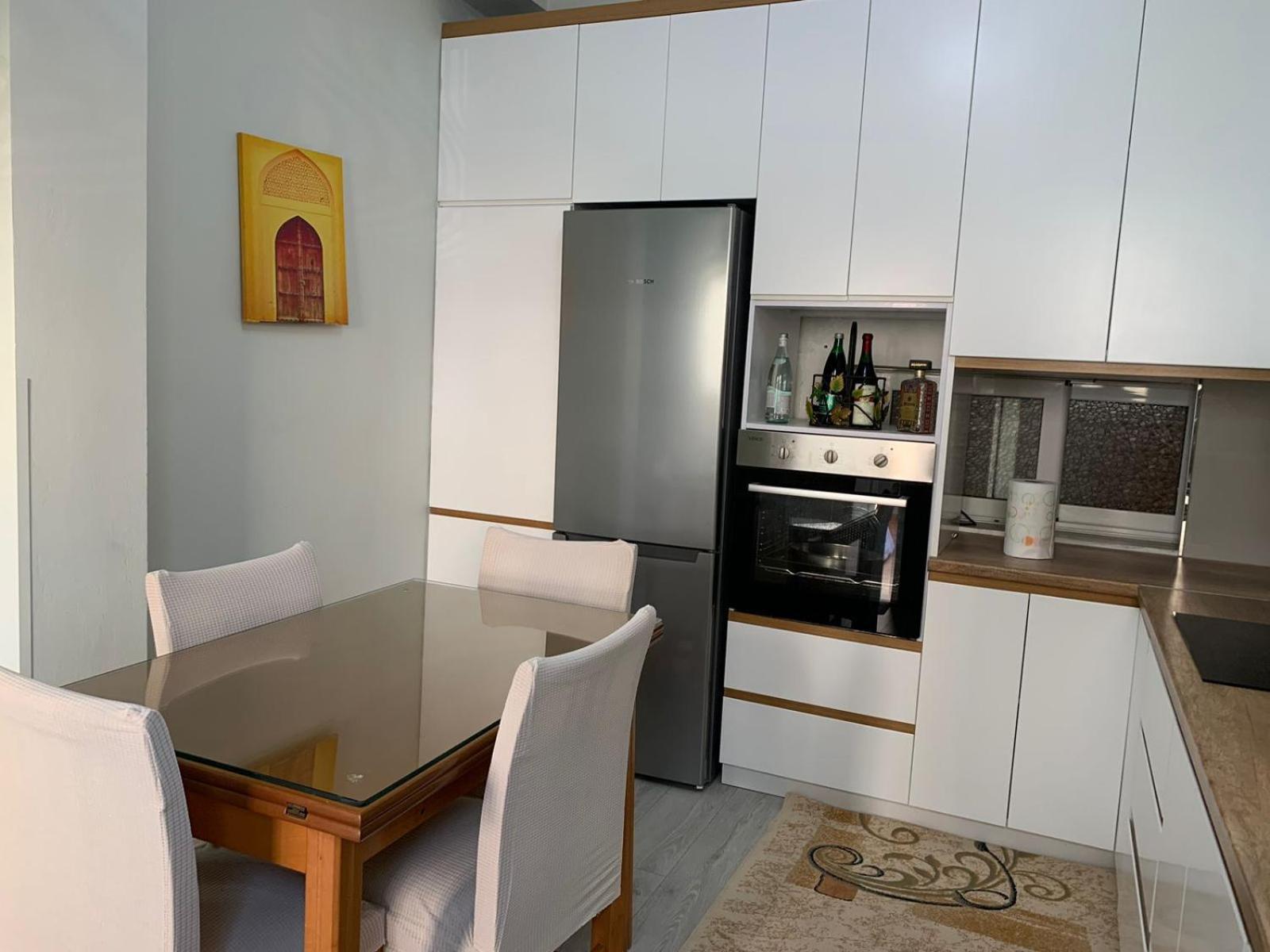 Dadaj Apartments ساراندا المظهر الخارجي الصورة
