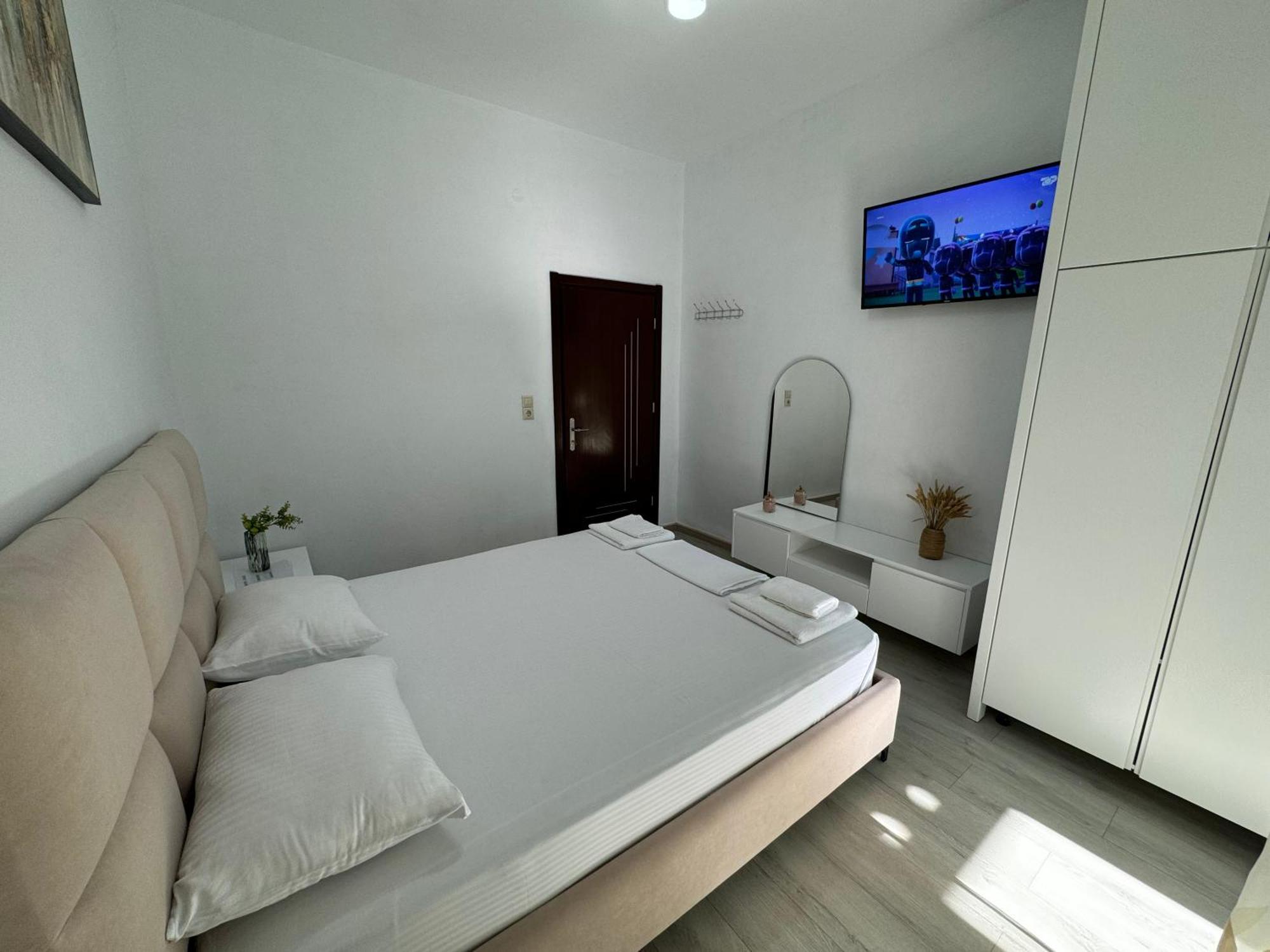 Dadaj Apartments ساراندا المظهر الخارجي الصورة